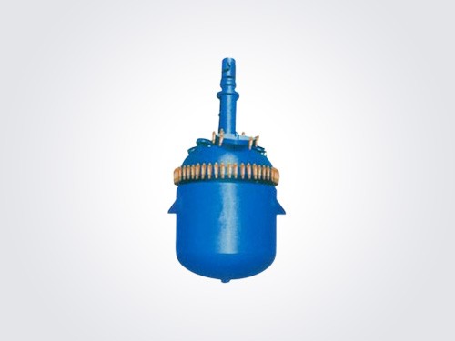 Lined graphite reactor